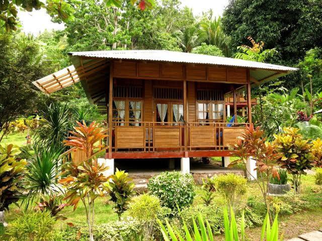 Two Fish Resort Lembeh Bitung 外观 照片